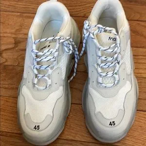 Brand new, never worn Balenciaga size 45 sneakers. Balenciaga x Adidas Track Forum Sneakers Size 45 EU / 12 US  main image 3